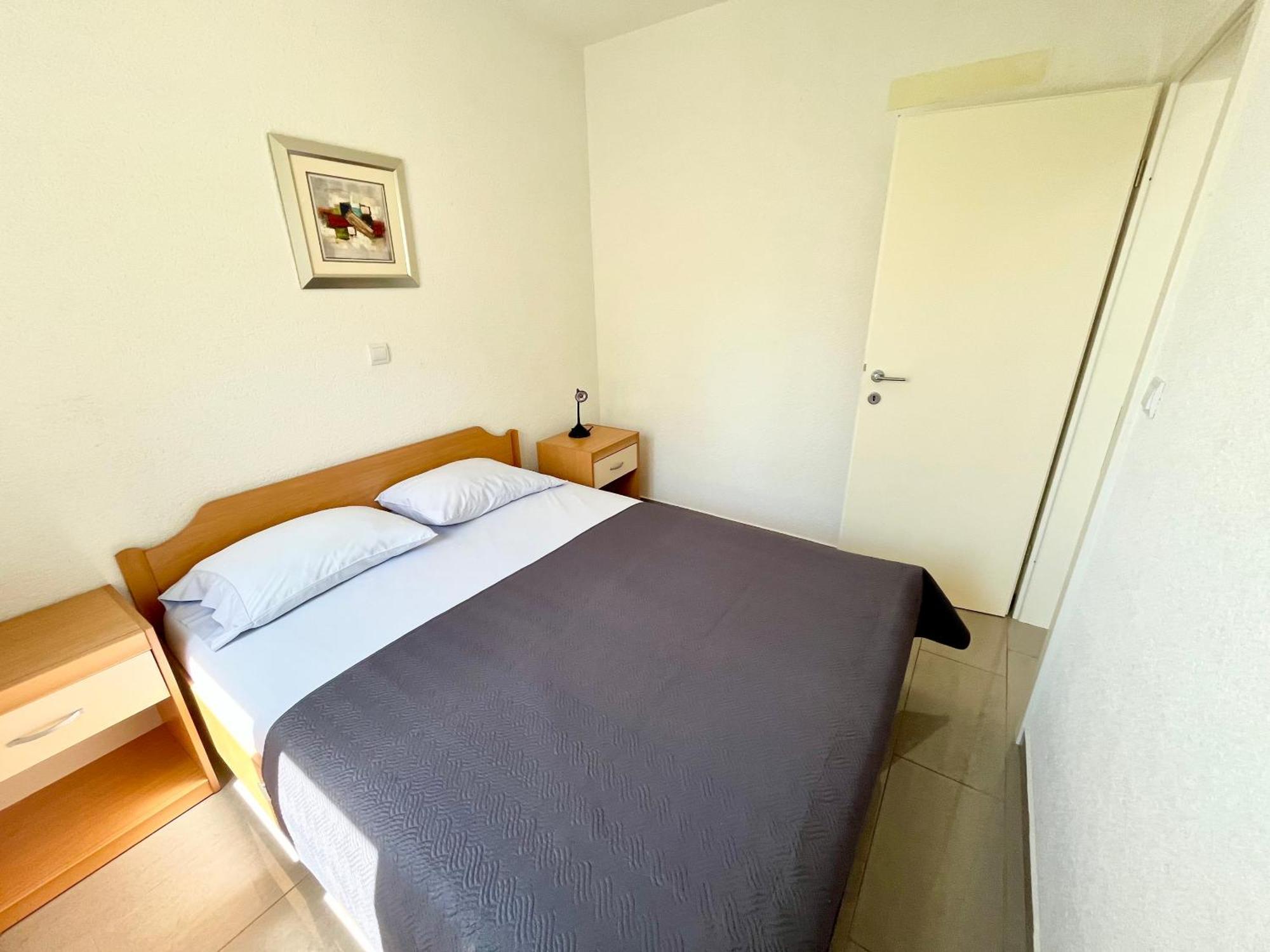 Paradise Apartments - Robinson Getaway Gdinj Esterno foto