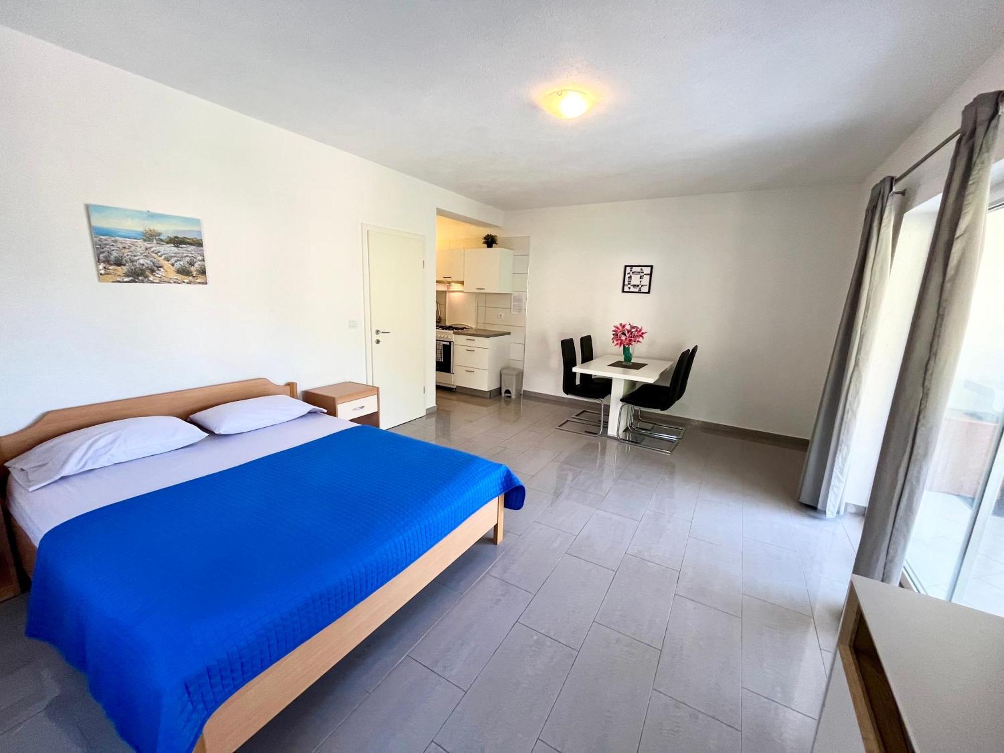 Paradise Apartments - Robinson Getaway Gdinj Esterno foto